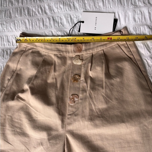 En Saison Tan Women's Shorts - Picture 4 of 6